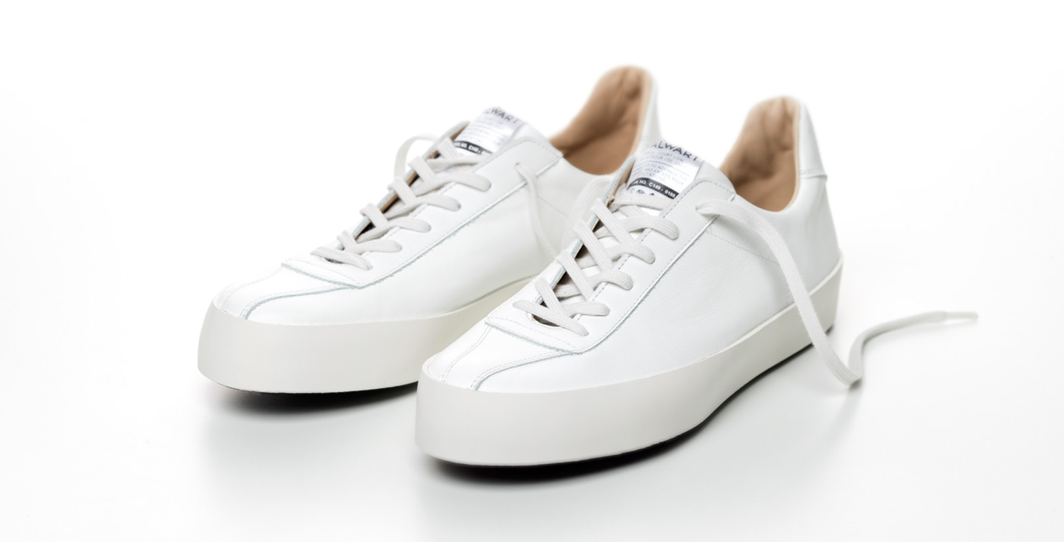 Spalwart Lux Sneakers in white for ons clothing