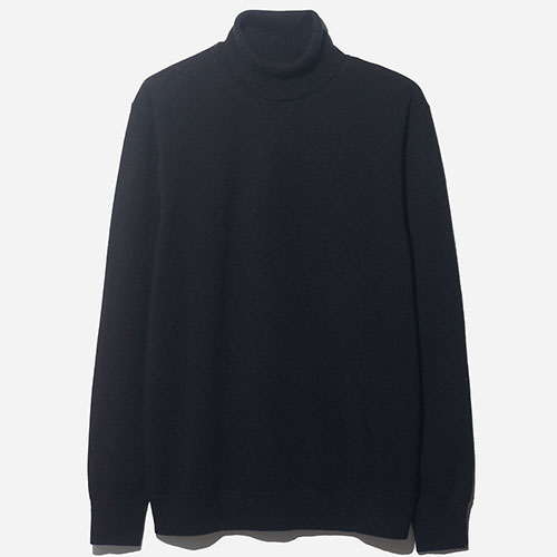 How to wear the O.N.S clothing Roll Neck Sweater